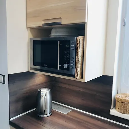 Nový V Ostravě U Mišky S Akváriem A Výhledem Z Balkonu Na Beskydy Appartamento *