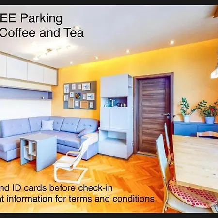 Nový V Ostravě U Mišky S Akváriem A Výhledem Z Balkonu Na Beskydy Ostrava