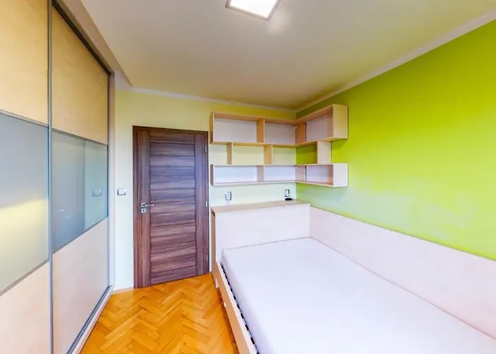 Novy V Ostrave U Misky S Akvariem A Vyhledem Z Balkonu Na Beskydy Apartment *