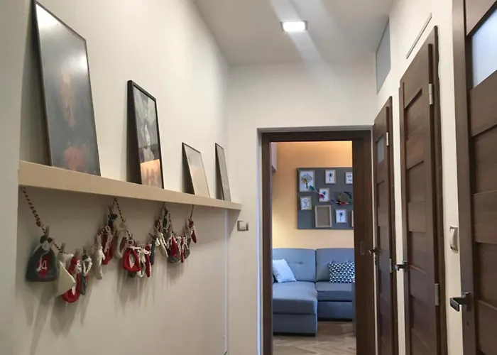 Novy V Ostrave U Misky S Akvariem A Vyhledem Z Balkonu Na Beskydy Apartman Ostrava